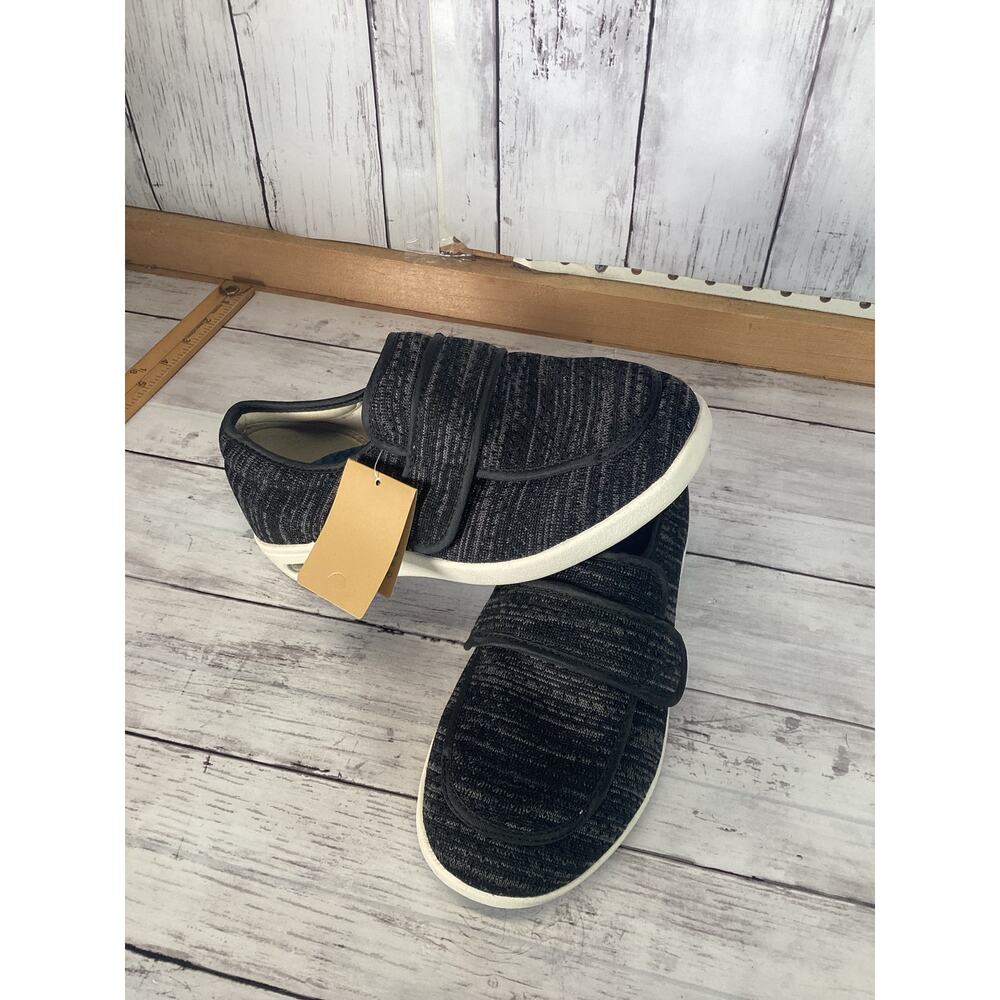 Women's Black Slip-On Shoes